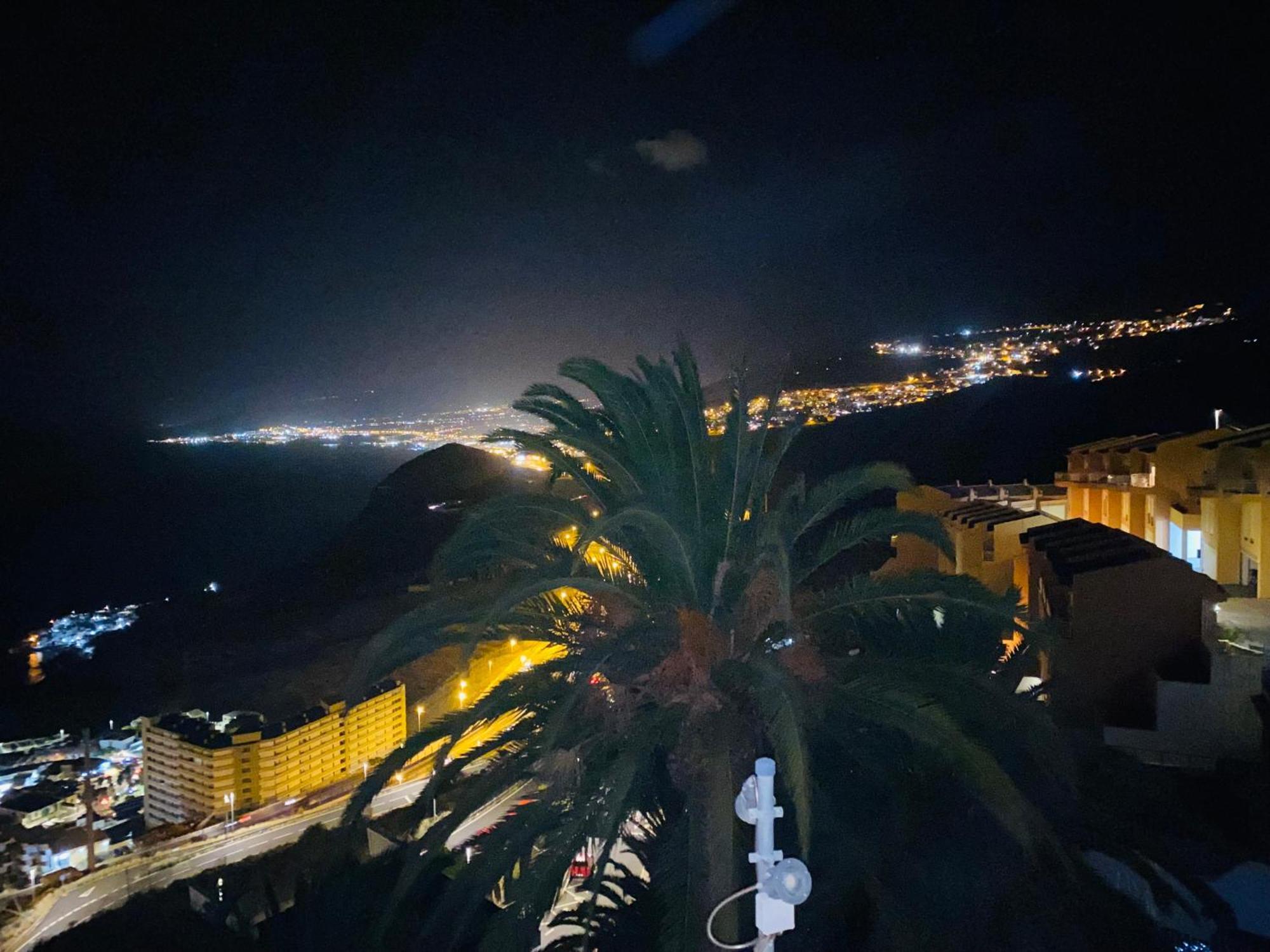 Apartamento Atlantico - Terraza única con vistas al océano - Wifi&Netflix Santa-Cruz de Ténérife Extérieur photo