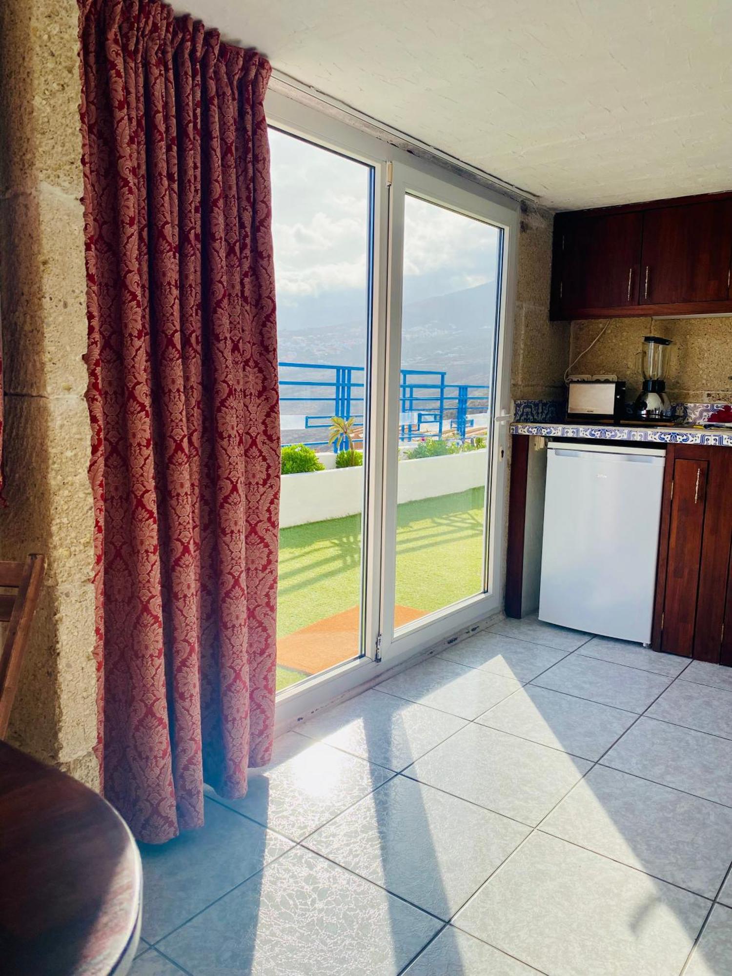 Apartamento Atlantico - Terraza única con vistas al océano - Wifi&Netflix Santa-Cruz de Ténérife Extérieur photo